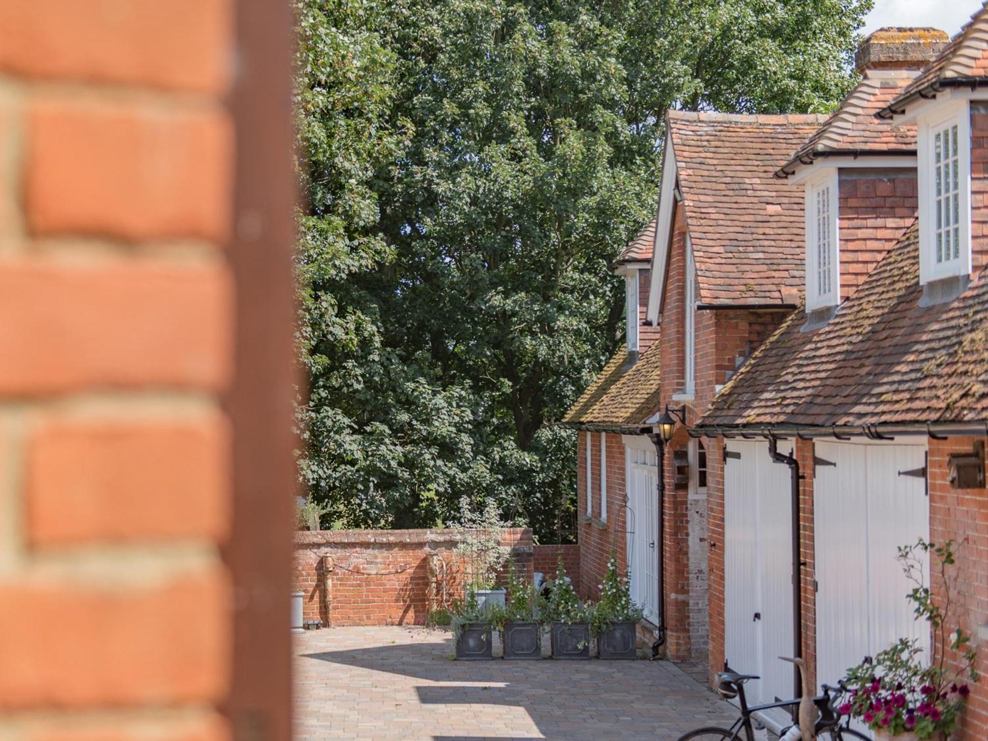 The Coach House Stables Villa Graveney Exterior photo